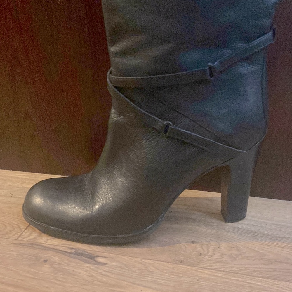 Vintage Nine West strap boots
